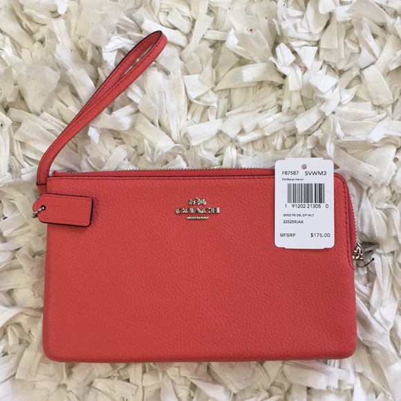 Coach Handbags - Coach wristlet double zipper